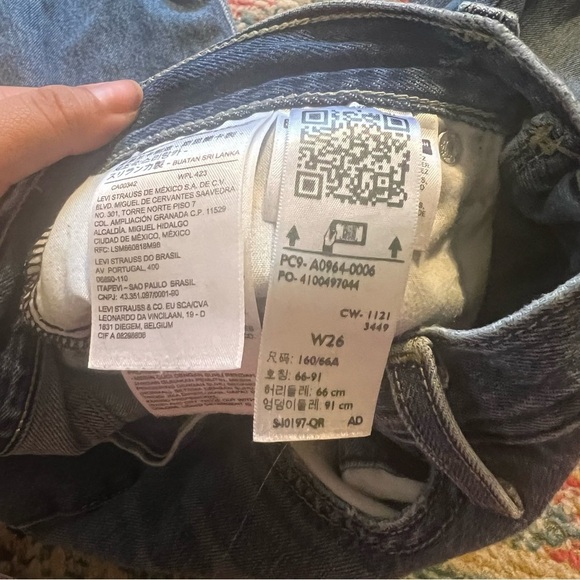 Levi’s Woman's blue Low Pro Straight jeans distressed - Picture 3 of 7